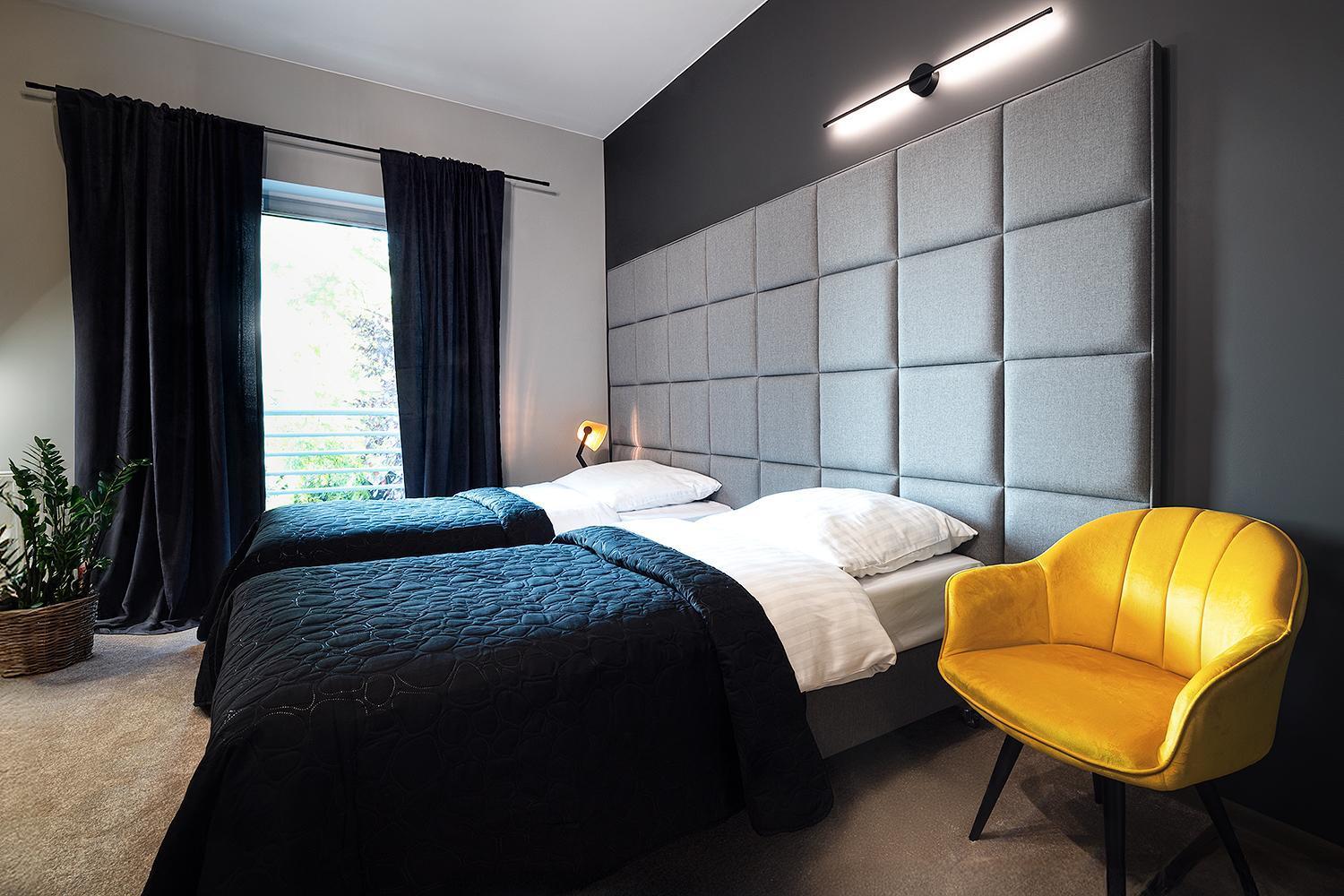 Hotel Absolwent Gostyń Eksteriør billede
