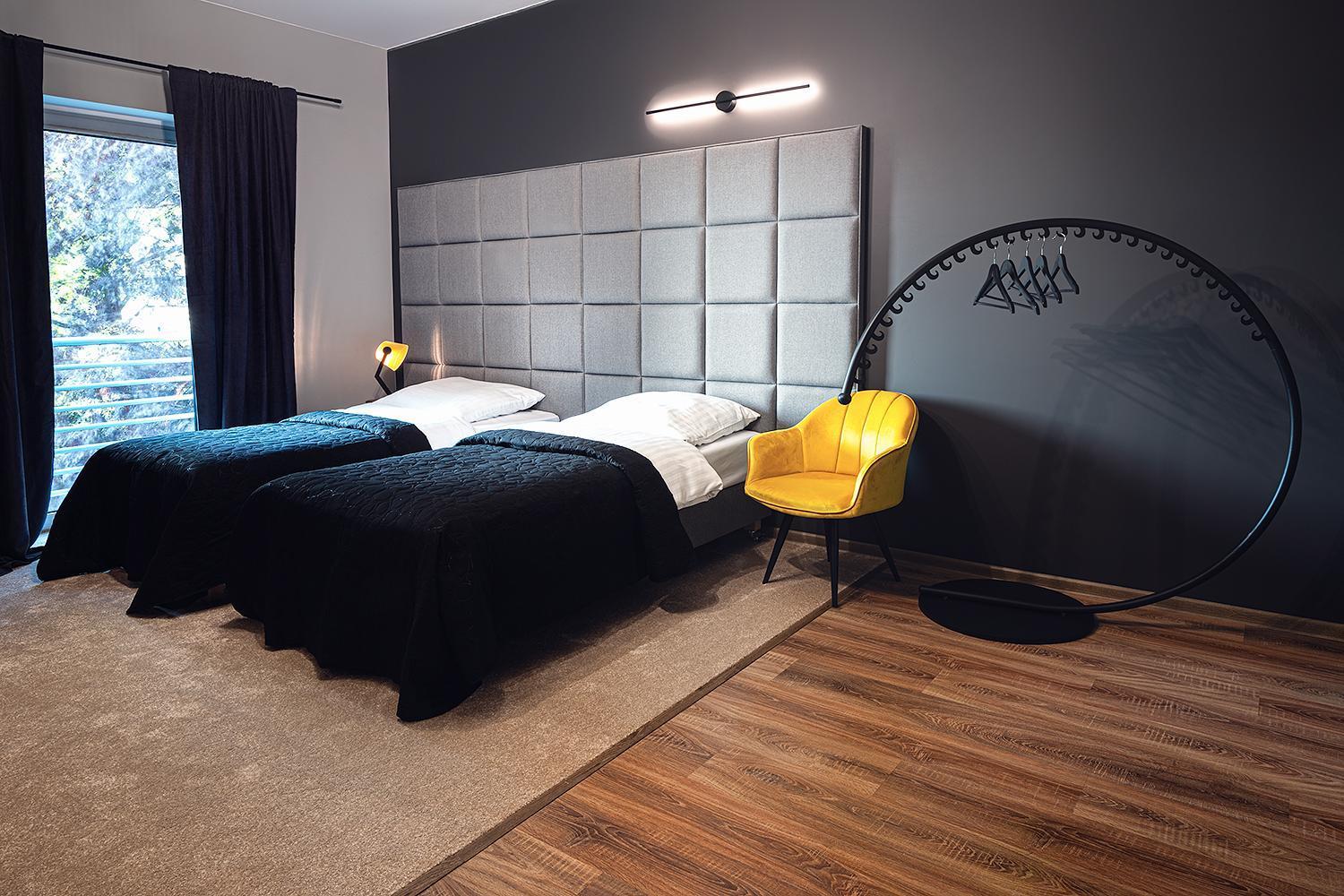 Hotel Absolwent Gostyń Eksteriør billede