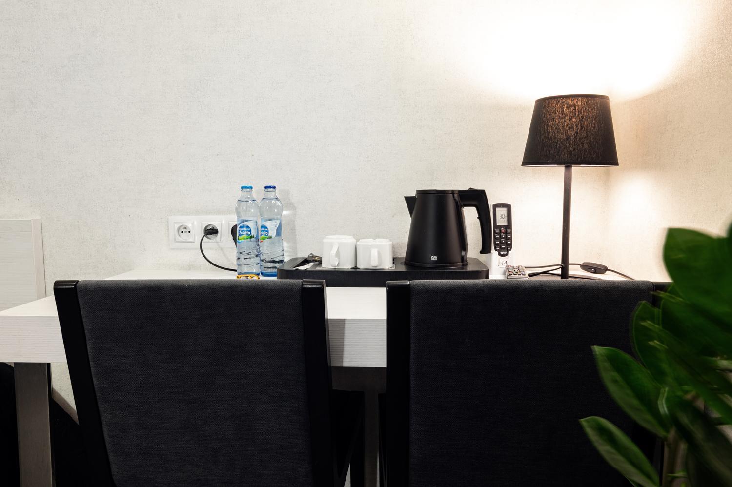 Hotel Absolwent Gostyń Eksteriør billede