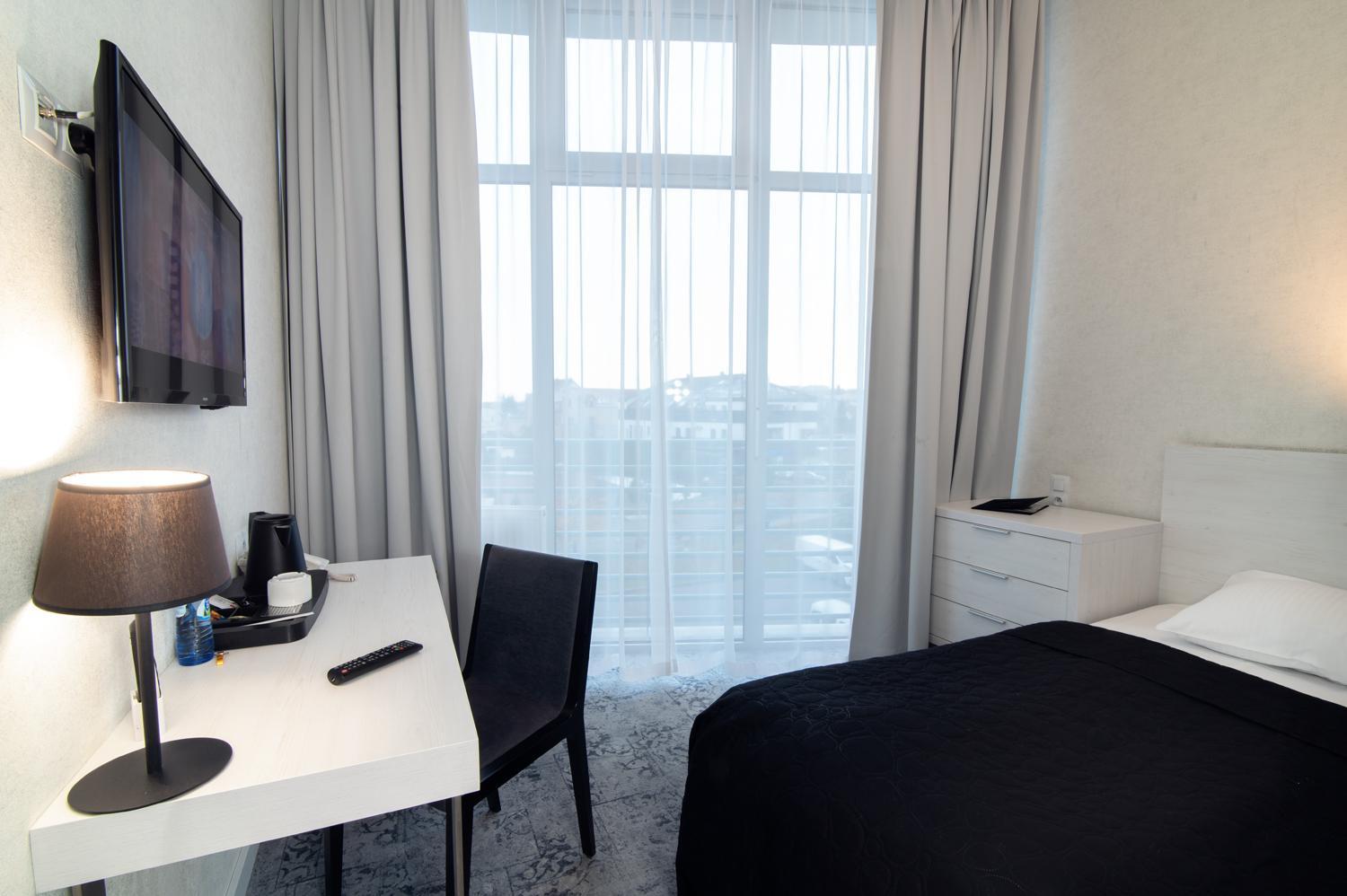 Hotel Absolwent Gostyń Eksteriør billede